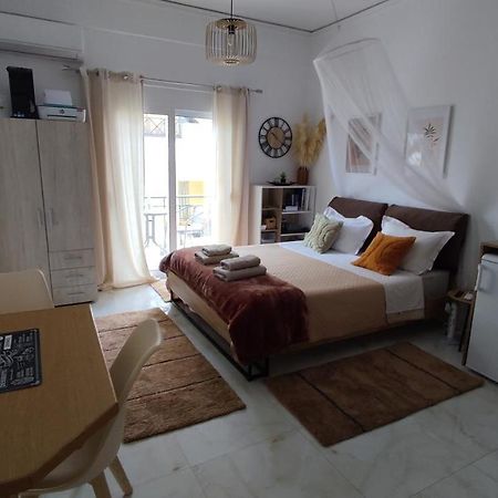 Beautiful Choice - Near Athens Airport - 50M From The Sea - Iq+ Apartman Ártemida Kültér fotó