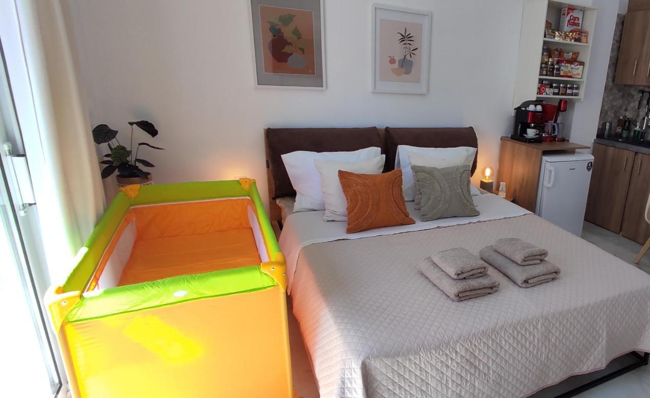 Beautiful Choice - Near Athens Airport - 50M From The Sea - Iq+ Apartman Ártemida Kültér fotó