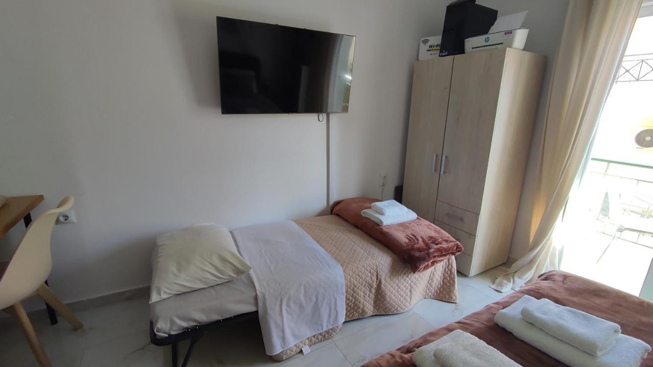 Beautiful Choice - Near Athens Airport - 50M From The Sea - Iq+ Apartman Ártemida Kültér fotó