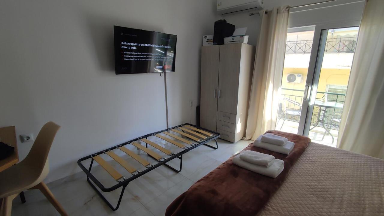 Beautiful Choice - Near Athens Airport - 50M From The Sea - Iq+ Apartman Ártemida Kültér fotó